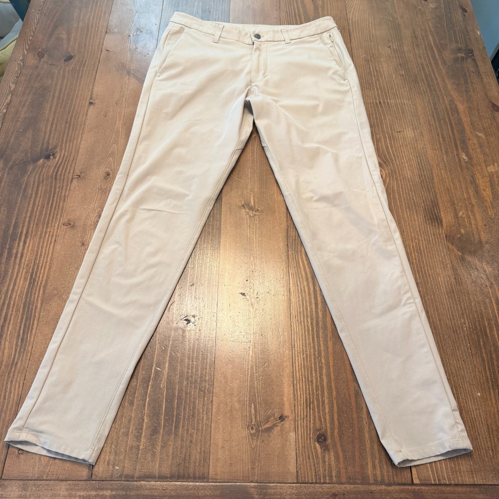 lululemon athletica Men's Chinos in Light Khaki